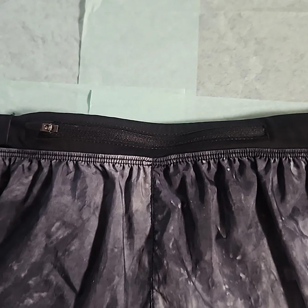 Nike Women’s Black Marble-Print Athletic Running Shorts